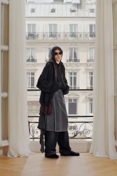 Look 29