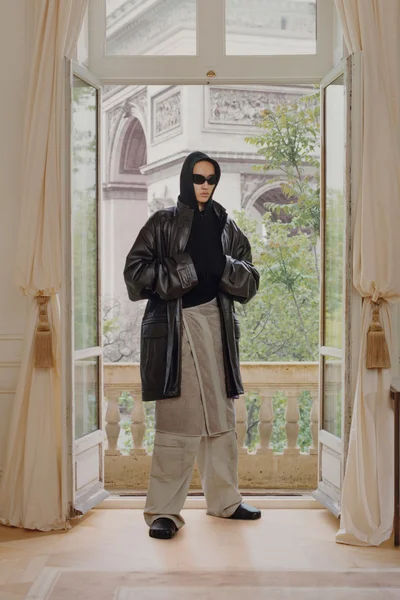 Look 30
