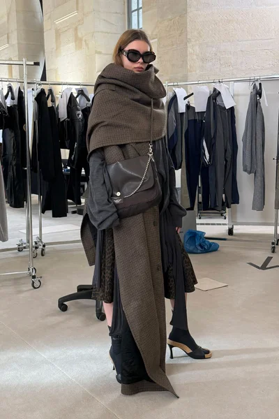 Look 13