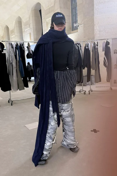 Look 14