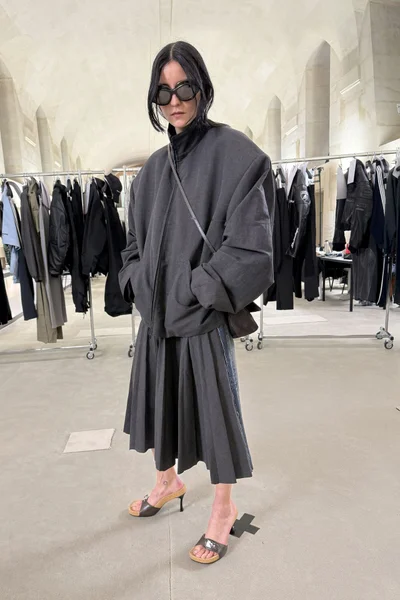 Look 19
