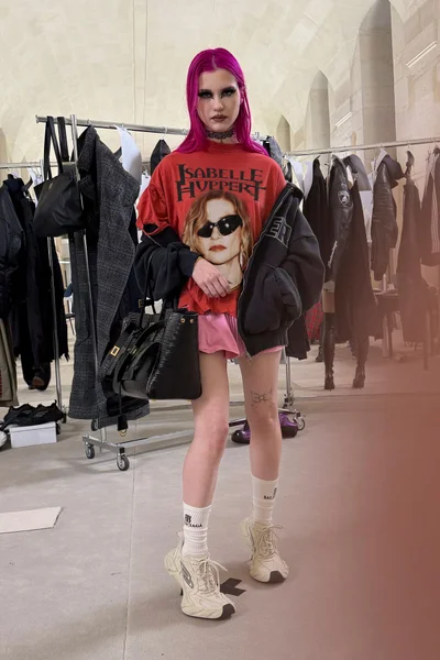 Look 48