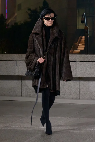 Look 35
