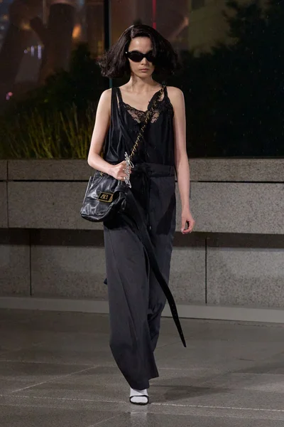 Look 42