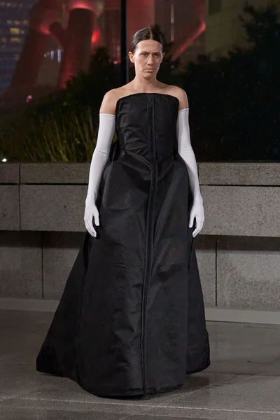 Look 57