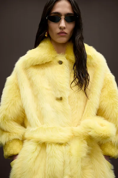 Look 32