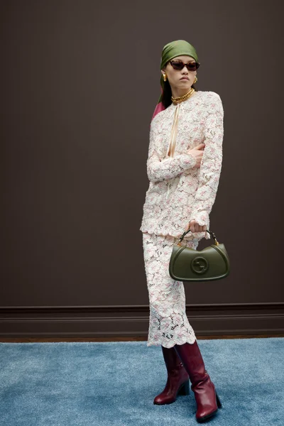 Look 38
