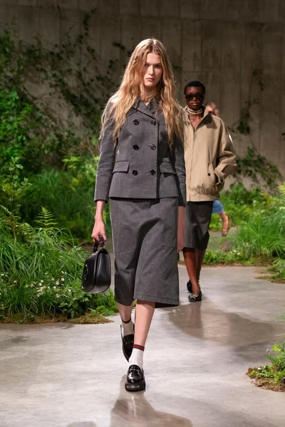 Look 23