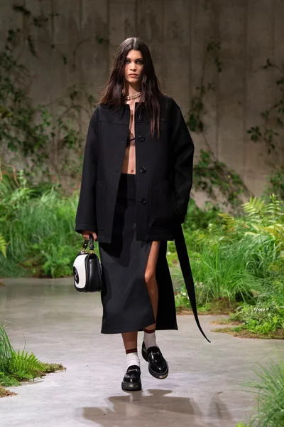 Look 34