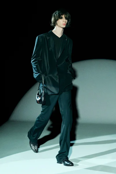 Look 2
