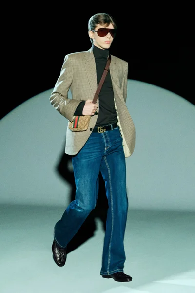 Look 8