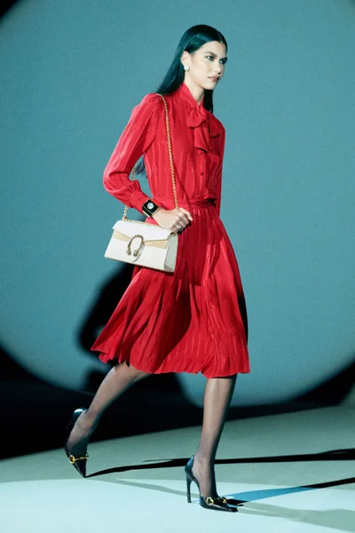 Look 23