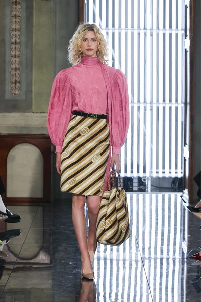 Look 21