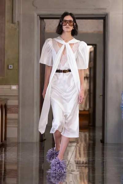 Look 22