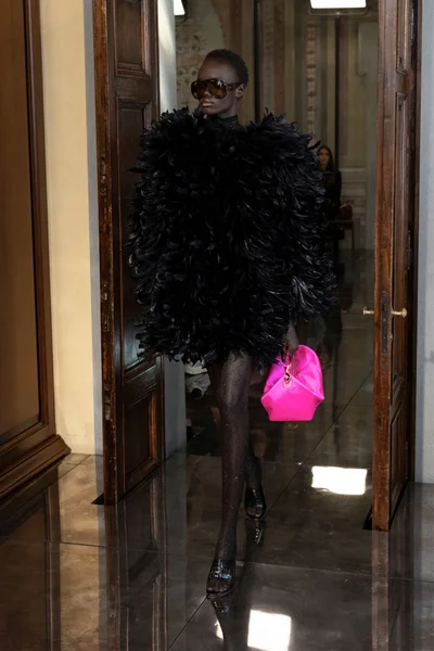 Look 34