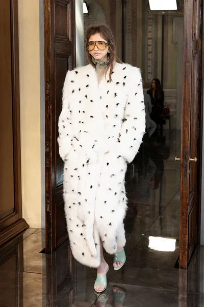Look 35
