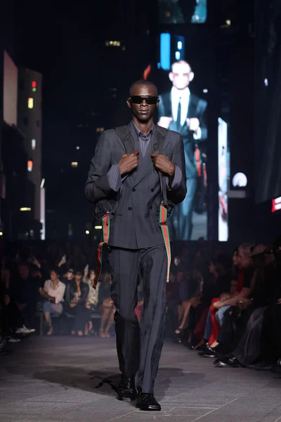 Look 6