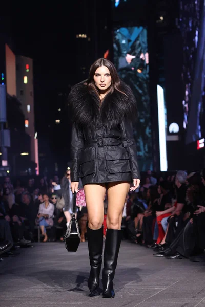 Look 31
