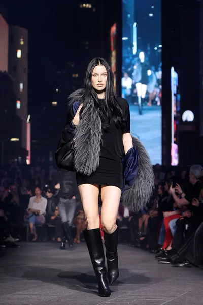Look 33