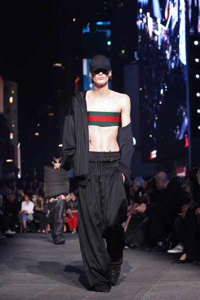 Look 51