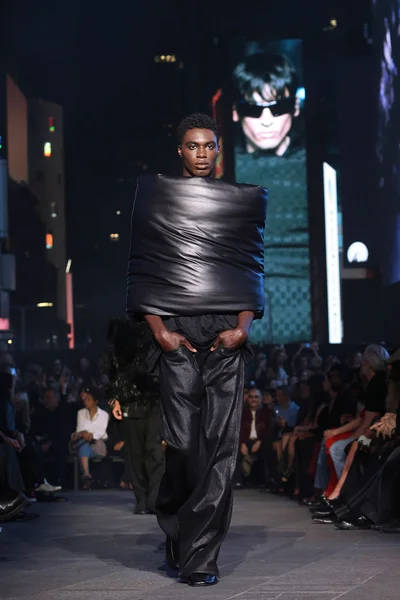 Look 53