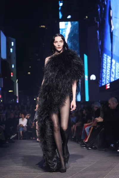 Look 55