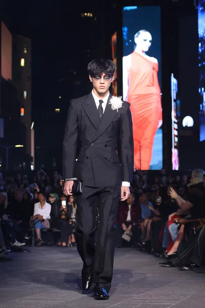 Look 59